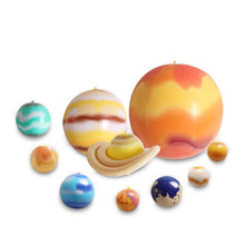 Load image into Gallery viewer, 10PCs/lot Inflatable Nine Planets Ball Solar System Teaching Props Model Mall Decoration Beach Ball for Children ScienceLearning

